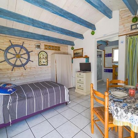 L'Ile D'Yeu, Vos Prochaines Vacances - Velos Inclus Port-Joinville Экстерьер фото